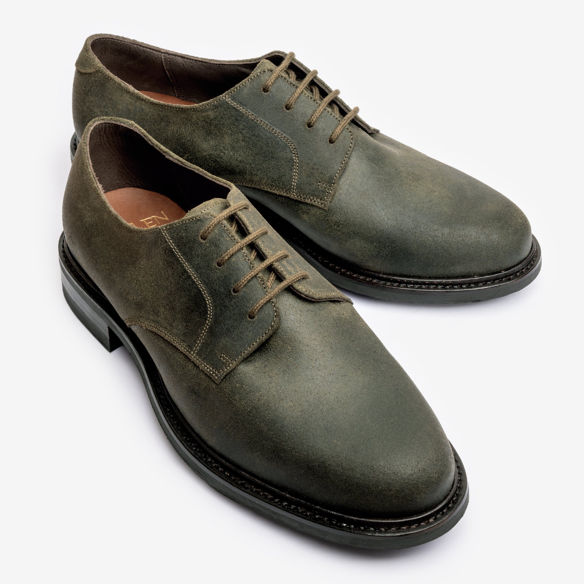 Plain Derby | Waxy Commander Leaf - Mag Last
