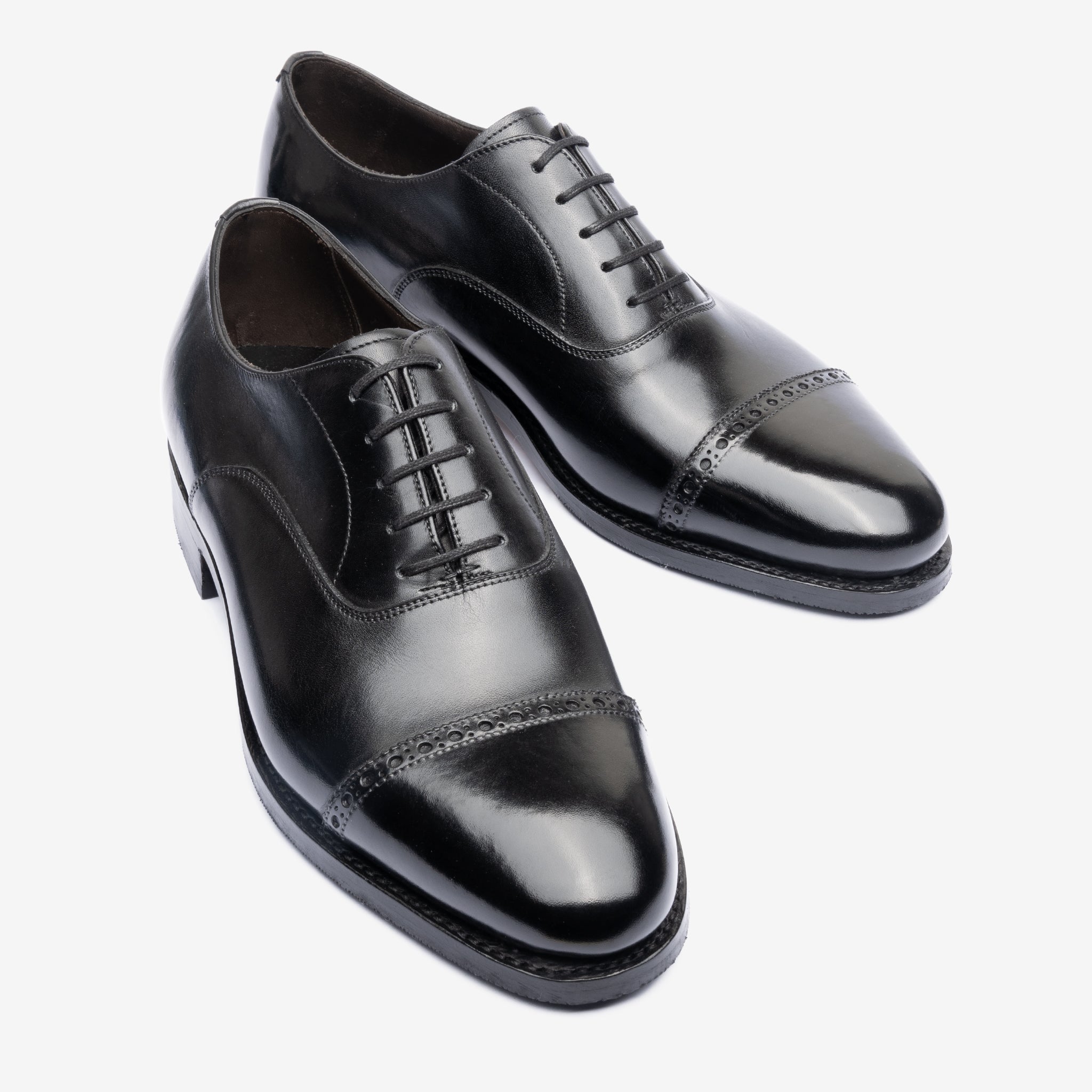 Punch Cap Oxford | Black - Chip Last