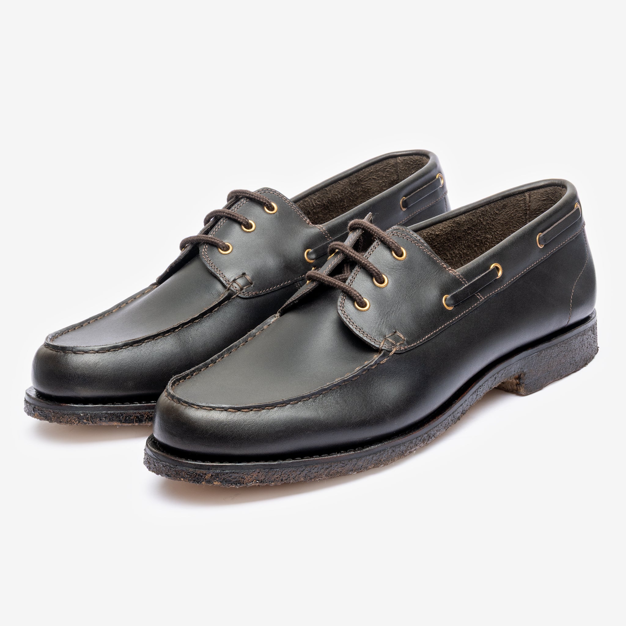Boat Shoe | Black Oil Pull Up - Camp Last