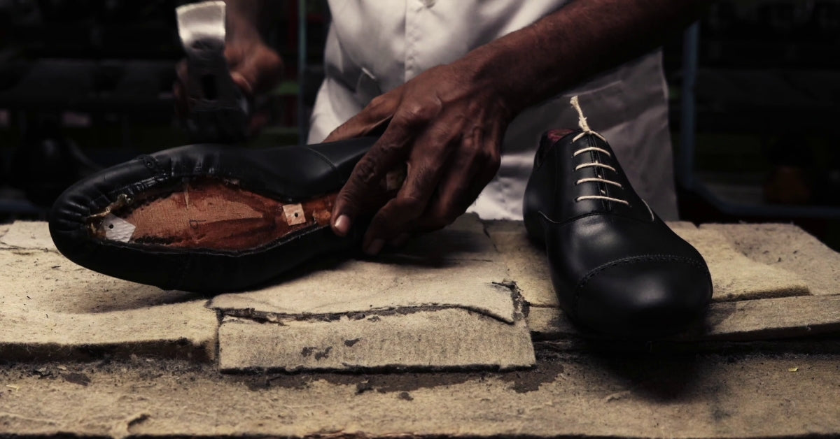 Lasting by hand