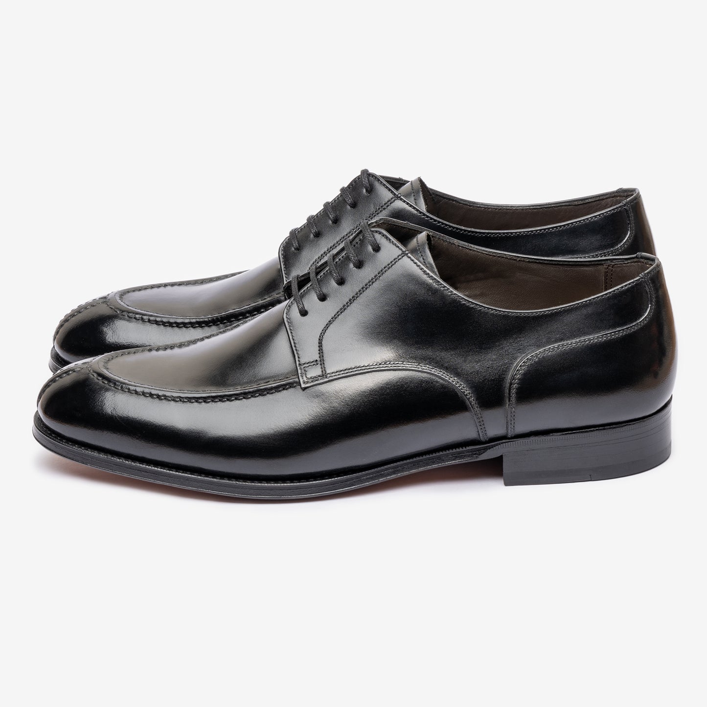 Y-Tip Derby - Black - Blake Line