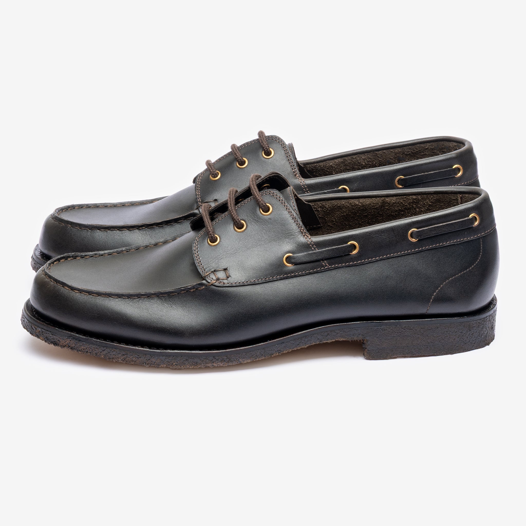 Boat Shoe | Black Oil Pull Up - Camp Last