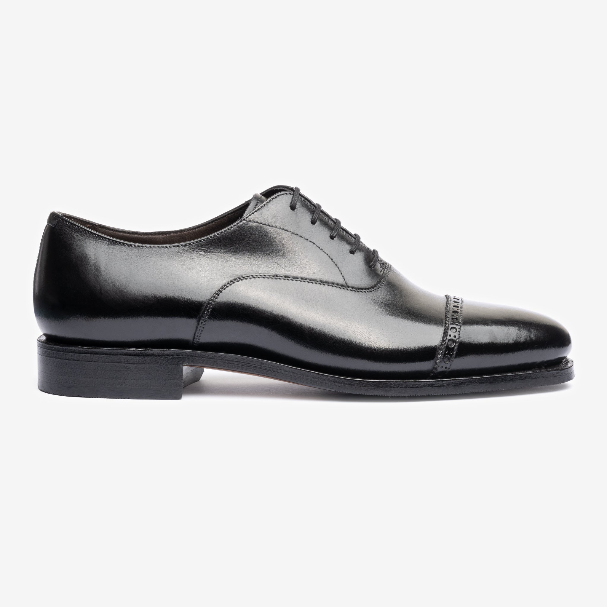 Punch Cap Oxford |  Black - Chip Last